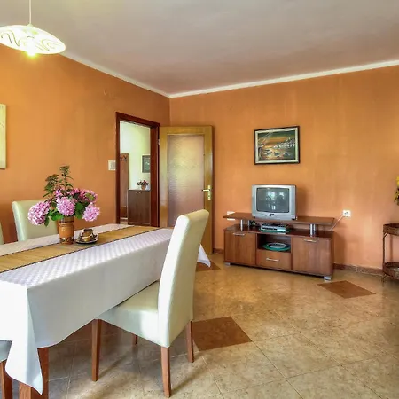 דירה Mugeba Croatia