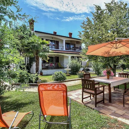 Amazing Apartment In Porec With Wifi Apartment *